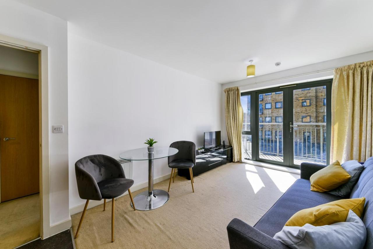 런던 Luxe 1 Bed Flat 5 Mins To Stratford - Free Parking 아파트 외부 사진